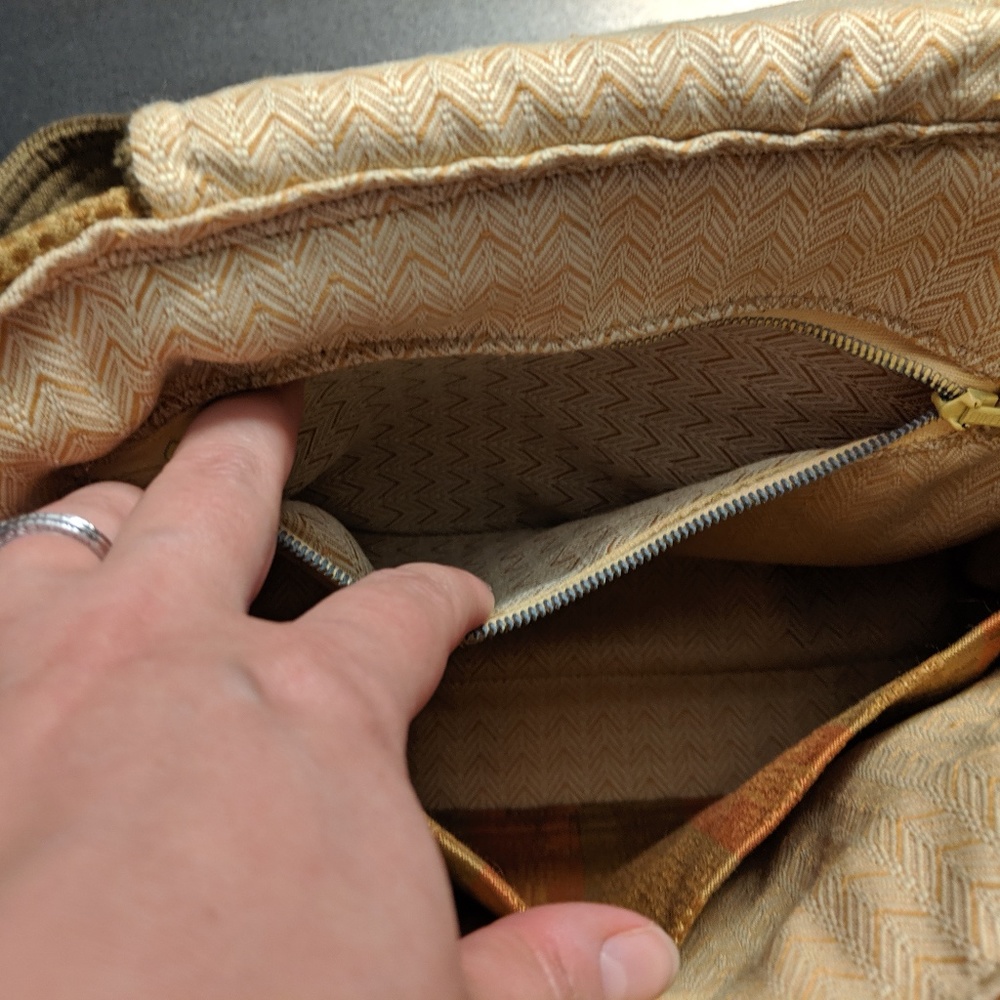 Perfect Fall Handbag - Picture 5 of 5